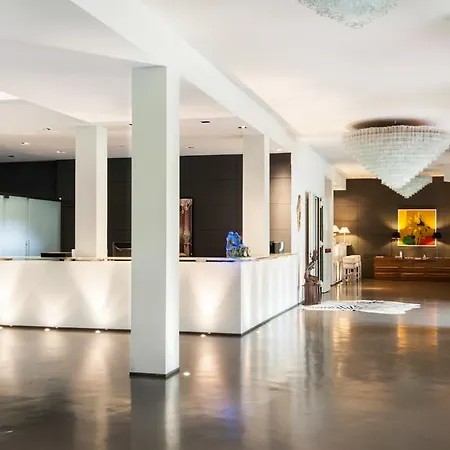 Michelangelo & Day Hotel 4*