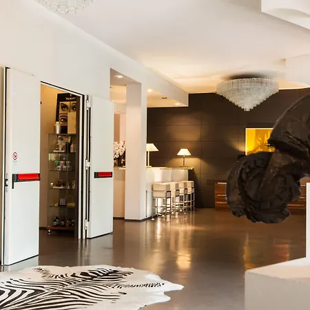 Szálloda Michelangelo & Day 4*