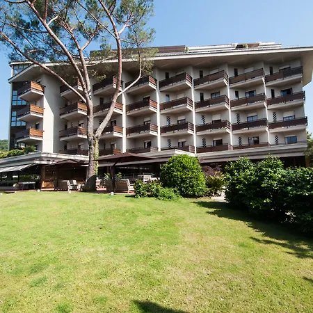 Szálloda Michelangelo & Day 4*